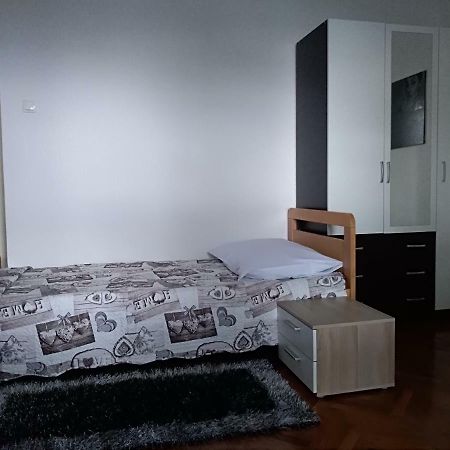 Apartman Lilly Lovran Buitenkant foto