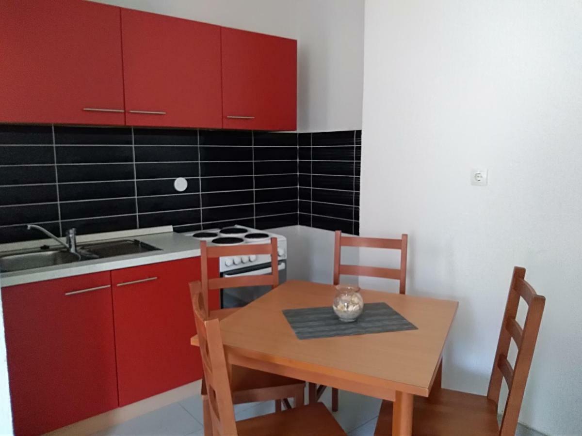 Apartman Lilly Lovran Buitenkant foto